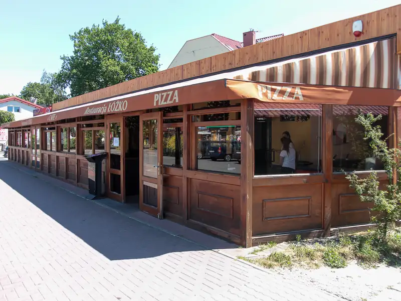 Weranda restauracji Łóżko w Jastarni
